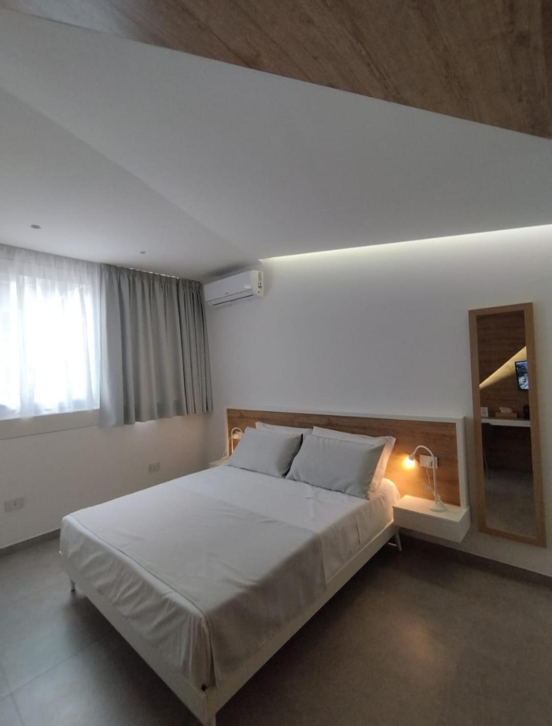 Space Tower Rooms Napoli Eksteriør billede