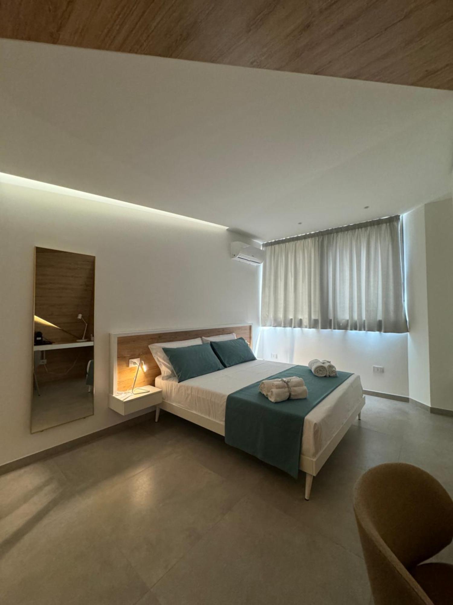 Space Tower Rooms Napoli Eksteriør billede